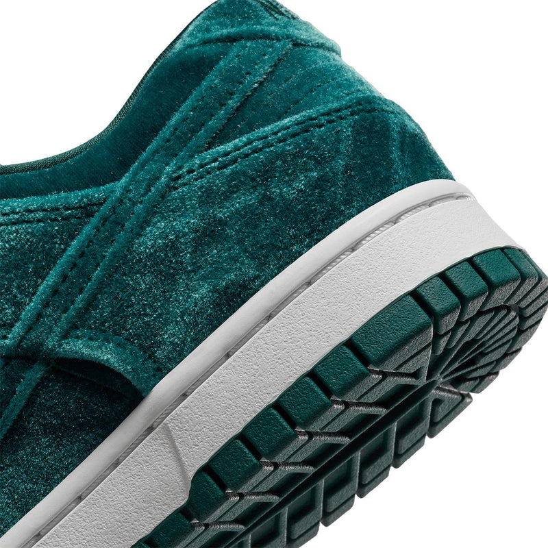 Nike Wmns Dunk Low 'Atomic Teal' – Limited Edt