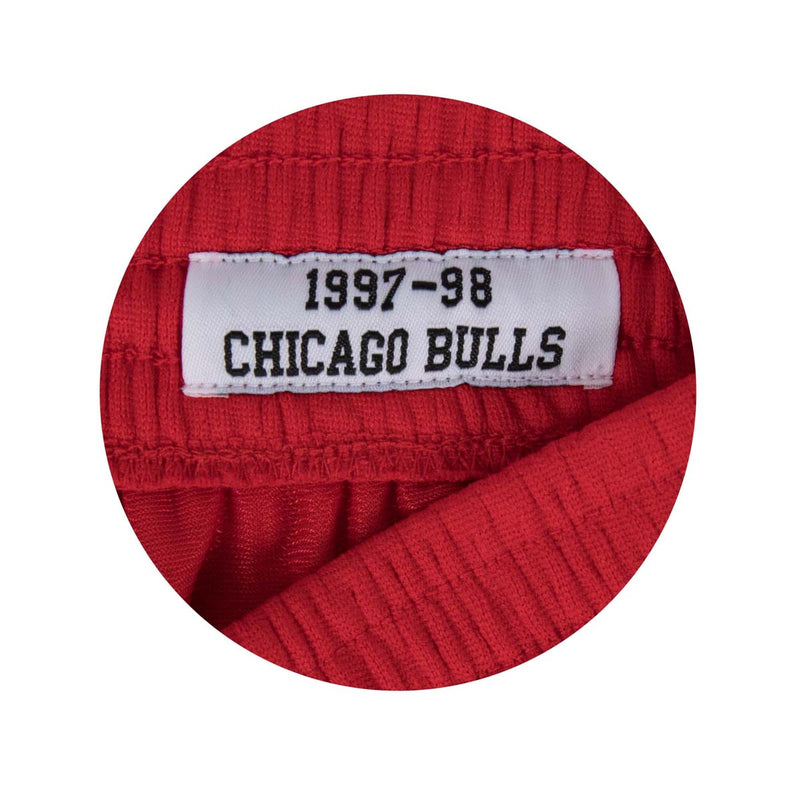 Mitchell & Ness Cream Swingman Shorts Chicago Bulls 1997