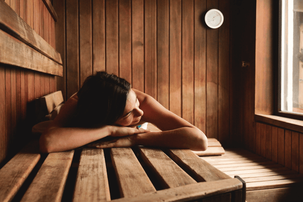 Take breaks from your sauna bath