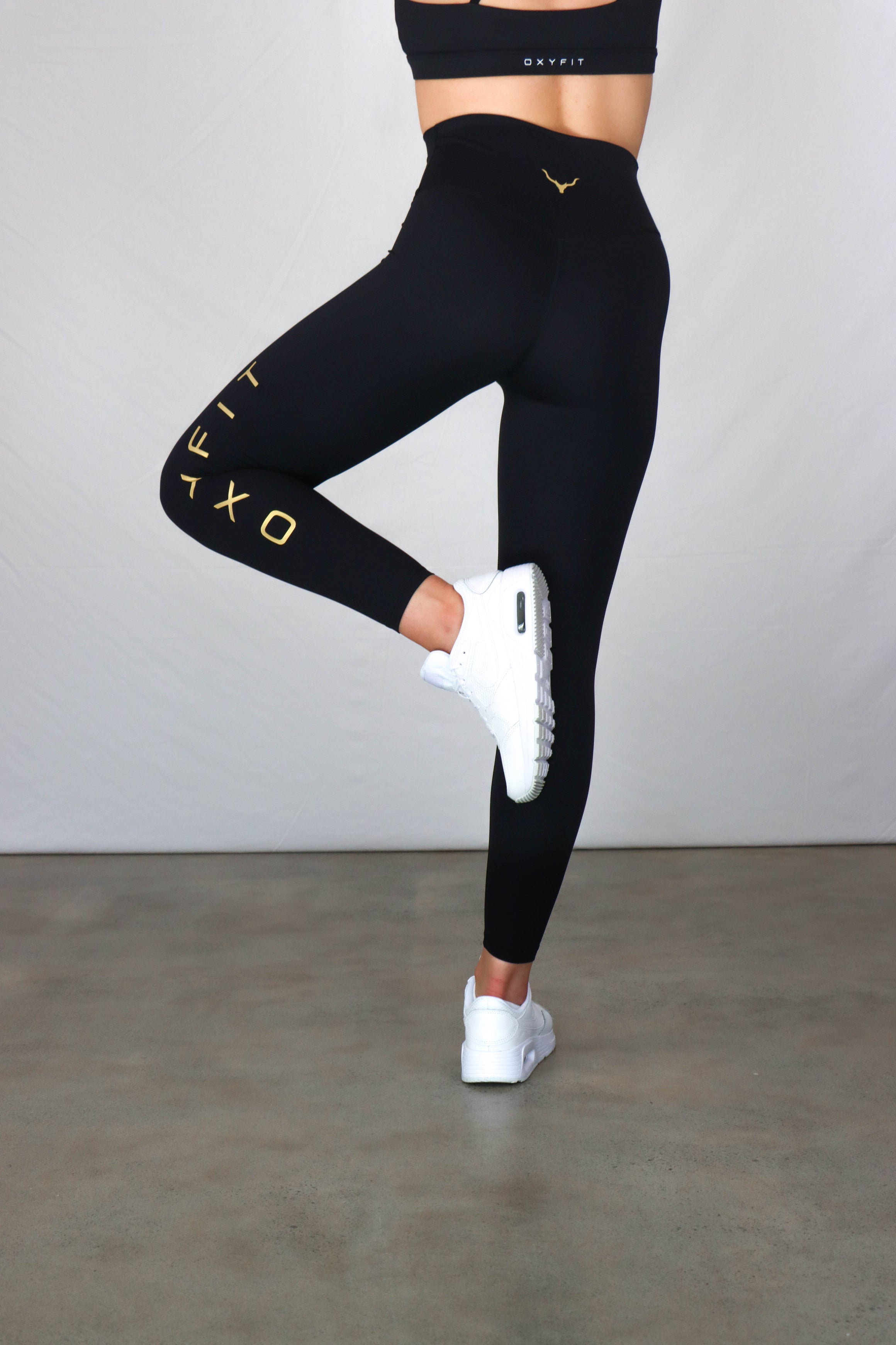 Buy Nike Women's Dri-FIT One Icon Clash Leggings Black in Kuwait -SSS