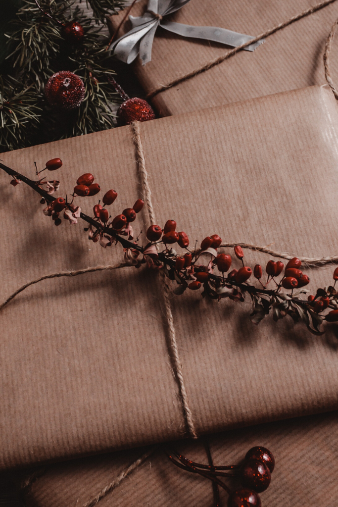 Brown kraft paper gift wrap 