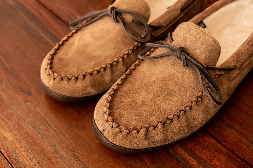 Charcoal Grey sude men's moccasins with sheepskin lining