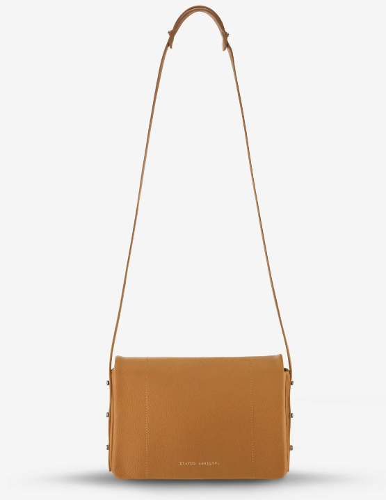 Frank A & Frank Y - Friday - we're in love ❤️ Marni trunkbag S H O P >>>  Frank A & Frank Y O N L I N E >>>