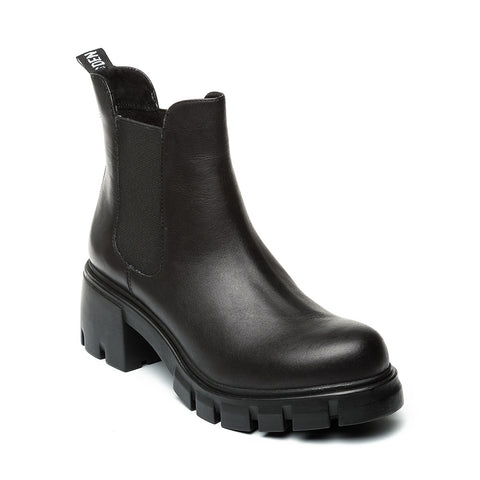 steve madden platform chelsea boots