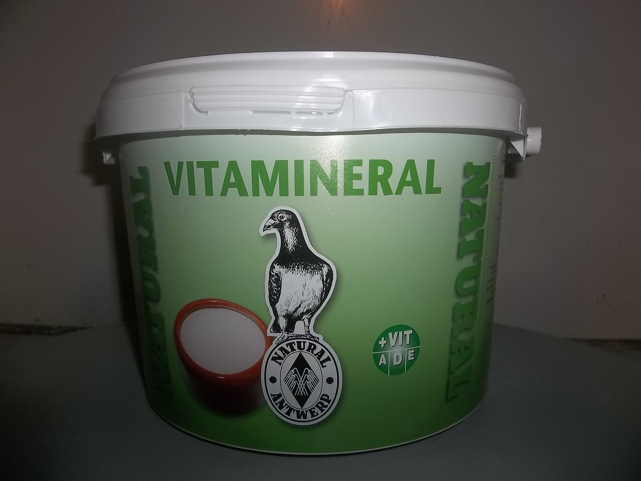 Pigeon Supplies Plus — Natural Granen Vitamineral Tub (2.5 kg or