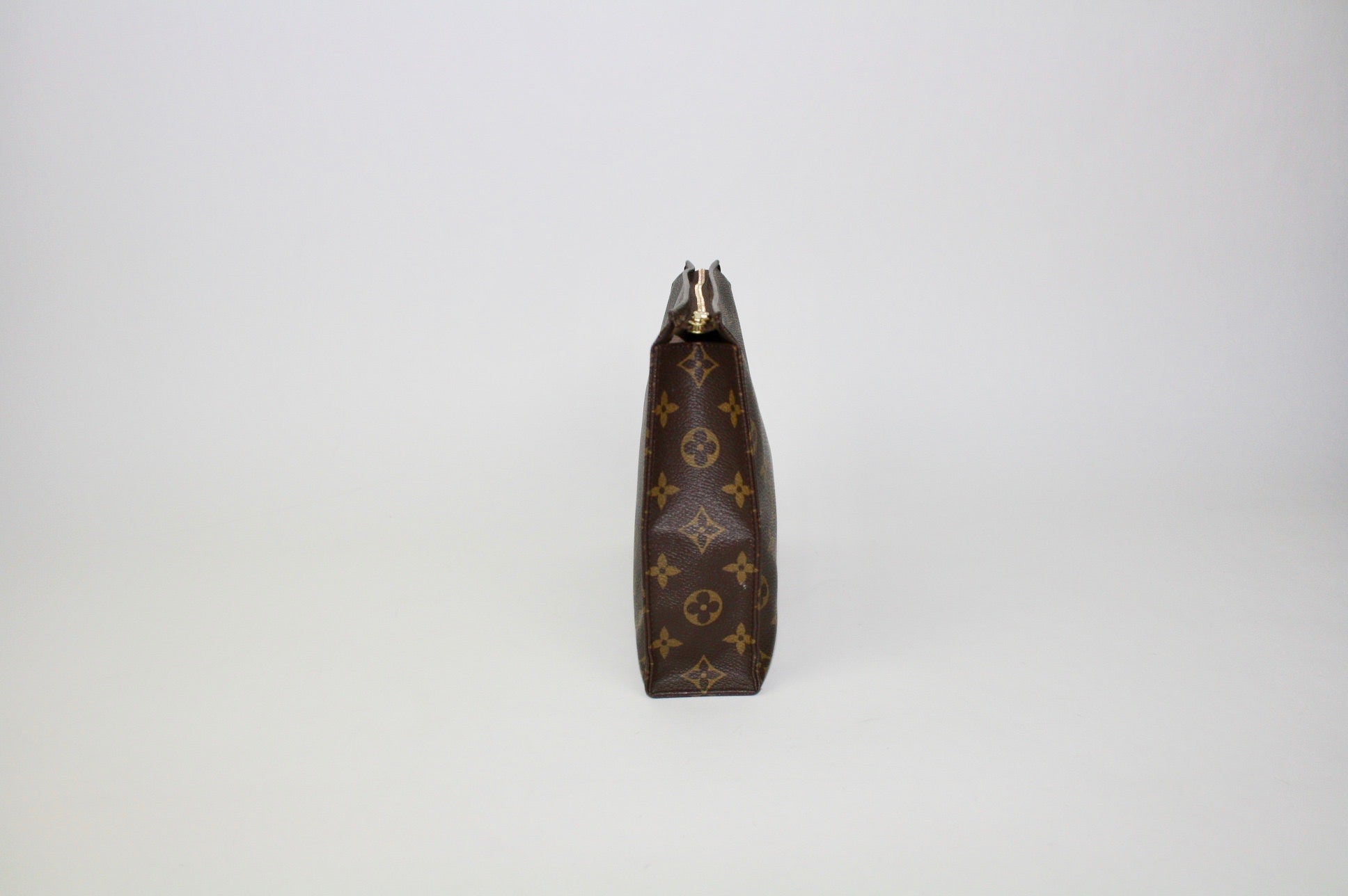 Louis Vuitton Toiletry 26 – Iconics Preloved Luxury