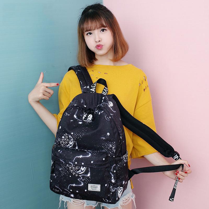 Featured image of post Aesthetic Backpacks For Girls