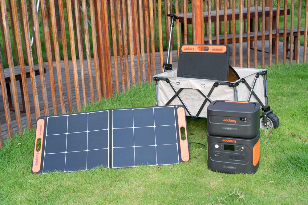 Jackery Solar Generator