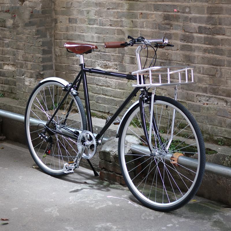 commuter bike with basket