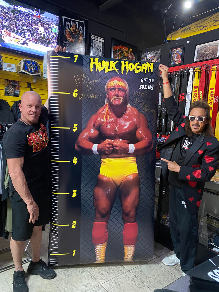 Life size Hulk Poster Signed – Hogan's Beach Shop