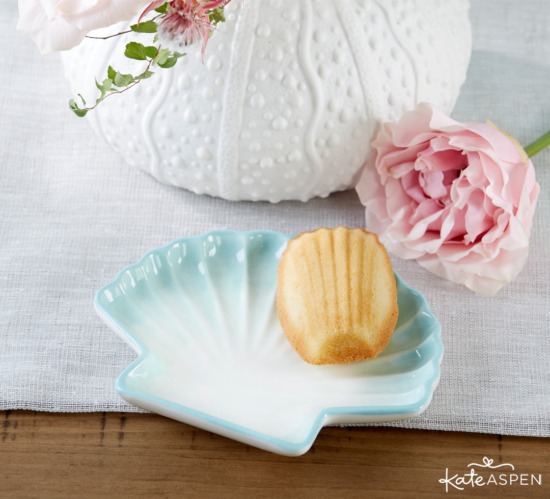 Seashell Trinket Dish | 10 Coastal Favors & Decor For A Seaside Escape | Kate Aspen