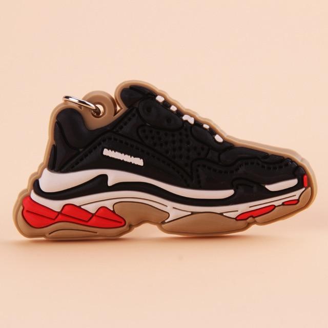 triple s noir et rouge