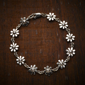 Sterling silver daisy bracelet, online jewellery gifts, presents