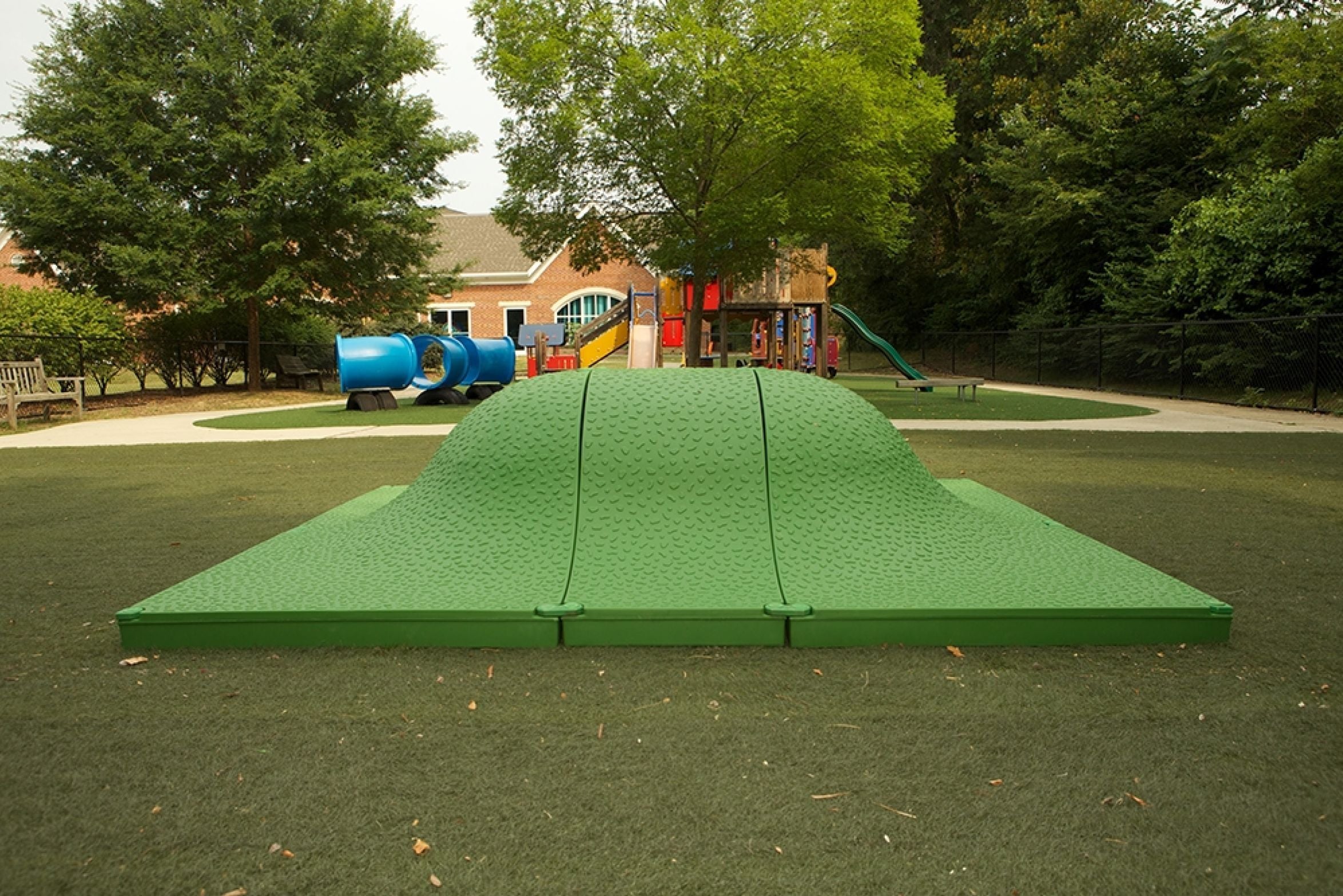 Snug Mini Mound | WillyGoat Playground & Park Equipment