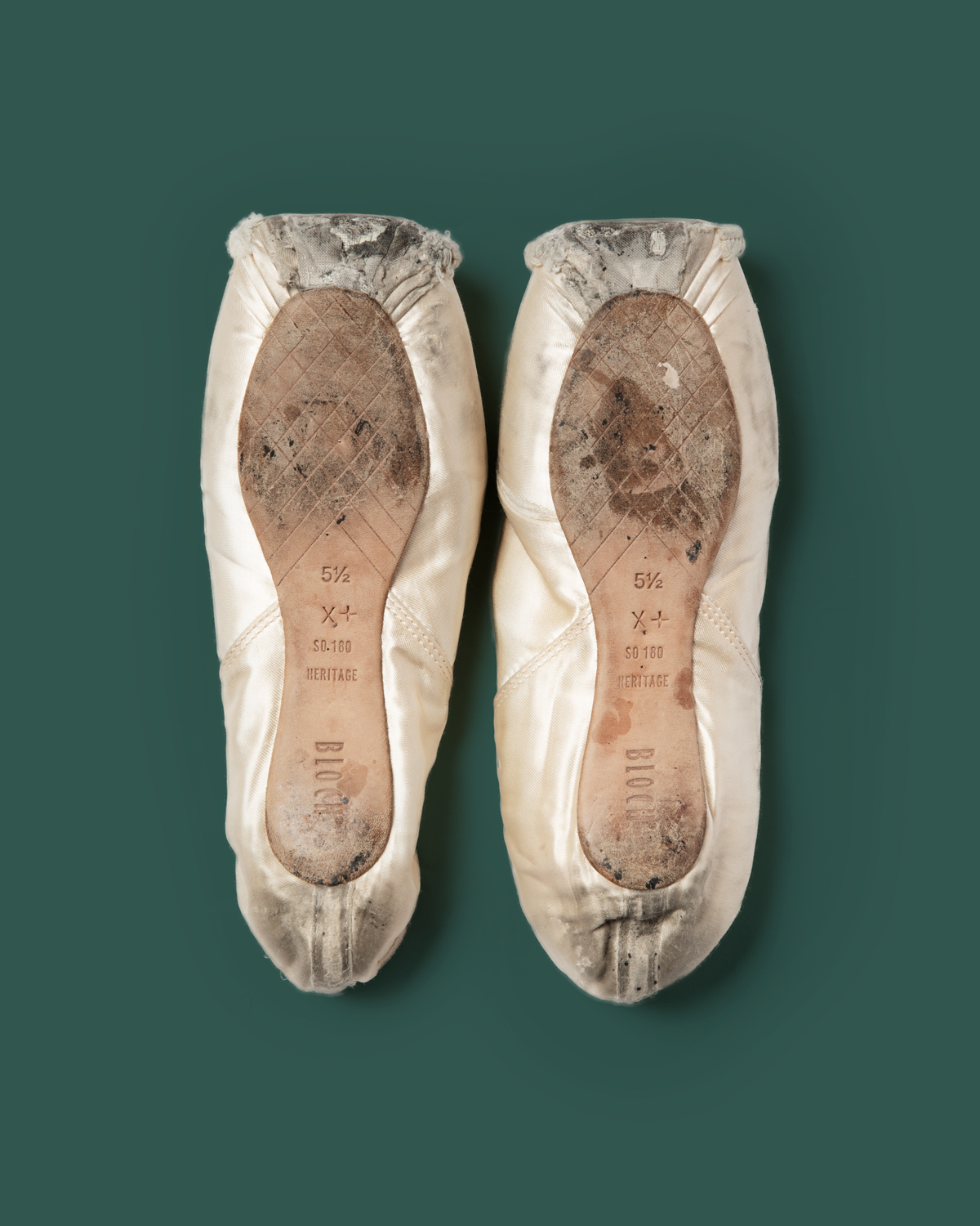 How do you know when your pointe shoes are dead?