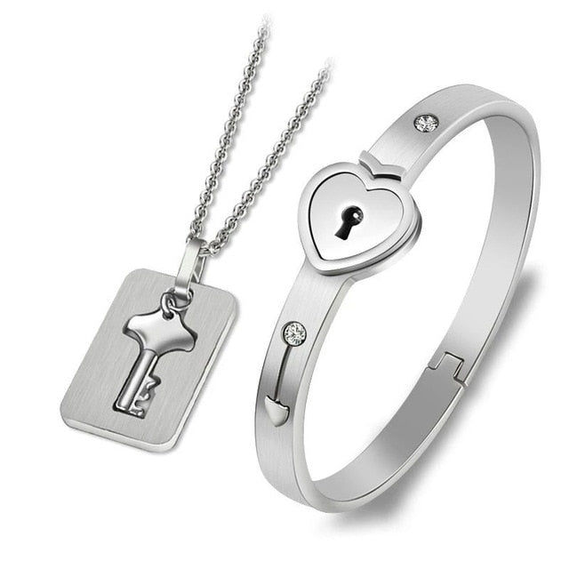 locking love bracelet