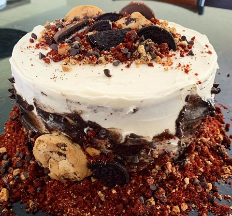 The Glass Oven Messy Cake with Oreo & Cookie Crumbles