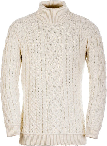 Taylor Swift's Iconic Style and Love of Aran Jumpers - aranstore.co.uk