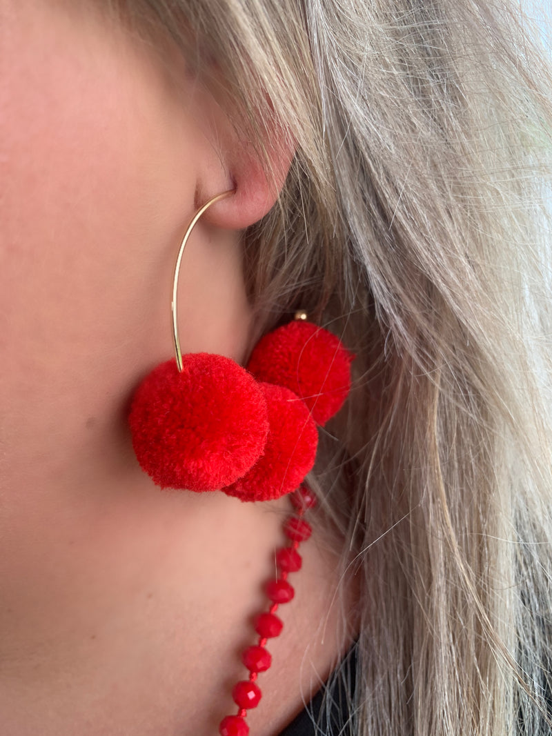 Three&#39;s Company PomPom Hoop Earrings - RED – Junk in the Trunk Boutique