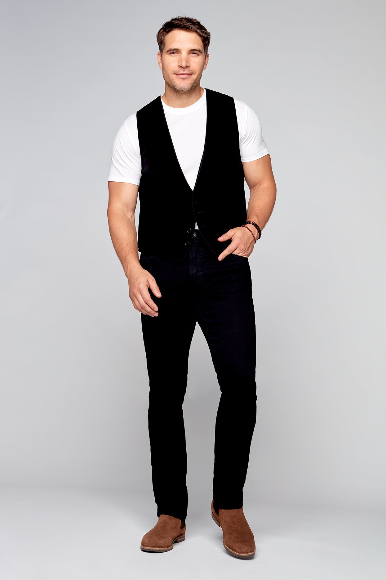 BH-3035-NO | Black Jean with White Shirt