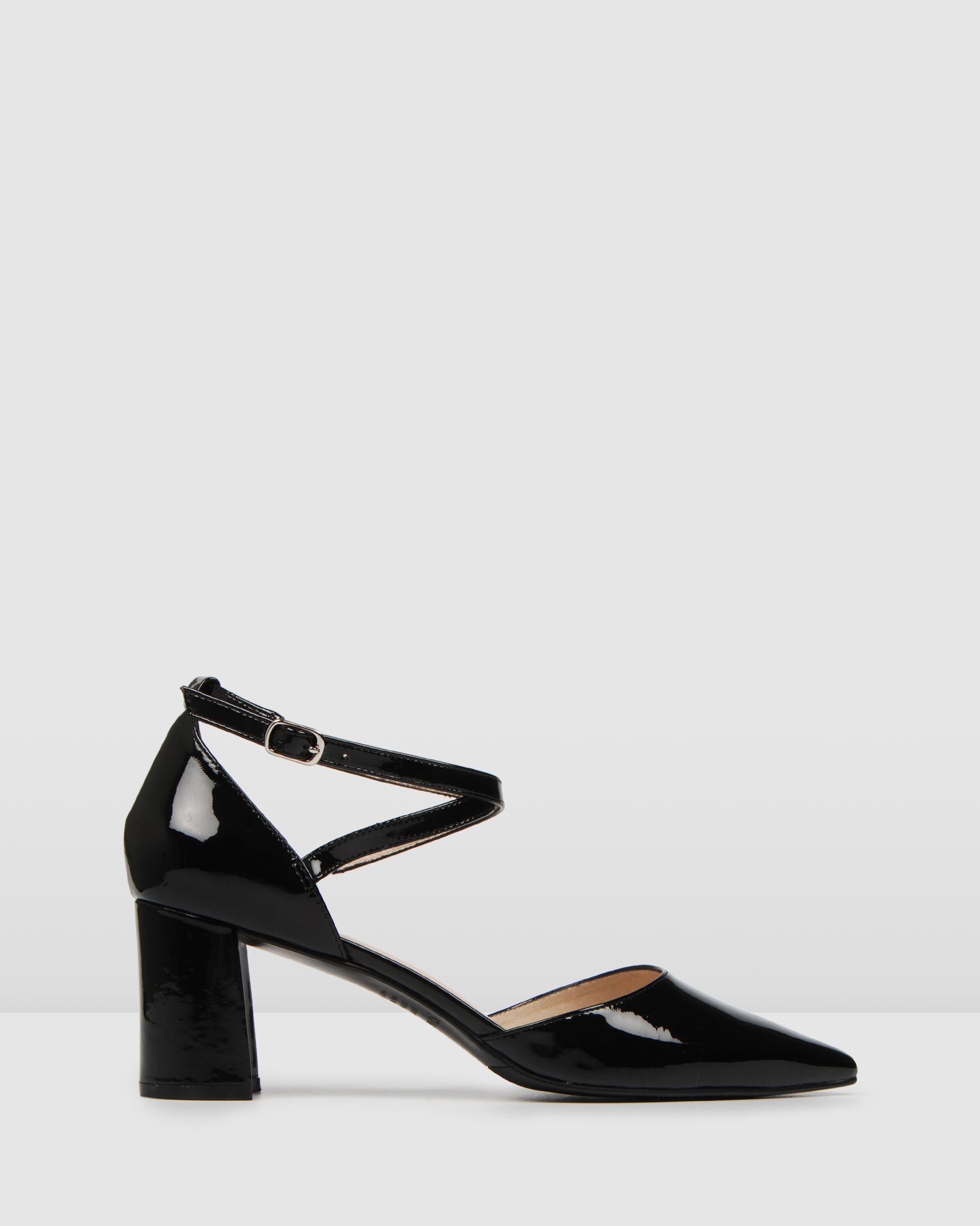 black patent mid heel shoes