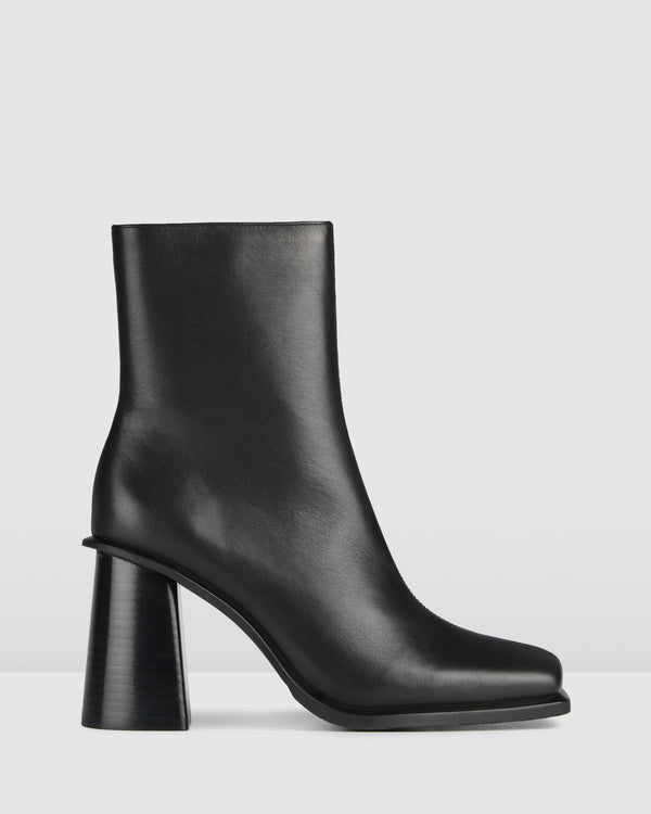 ANKLE BOOTS - Jo Mercer