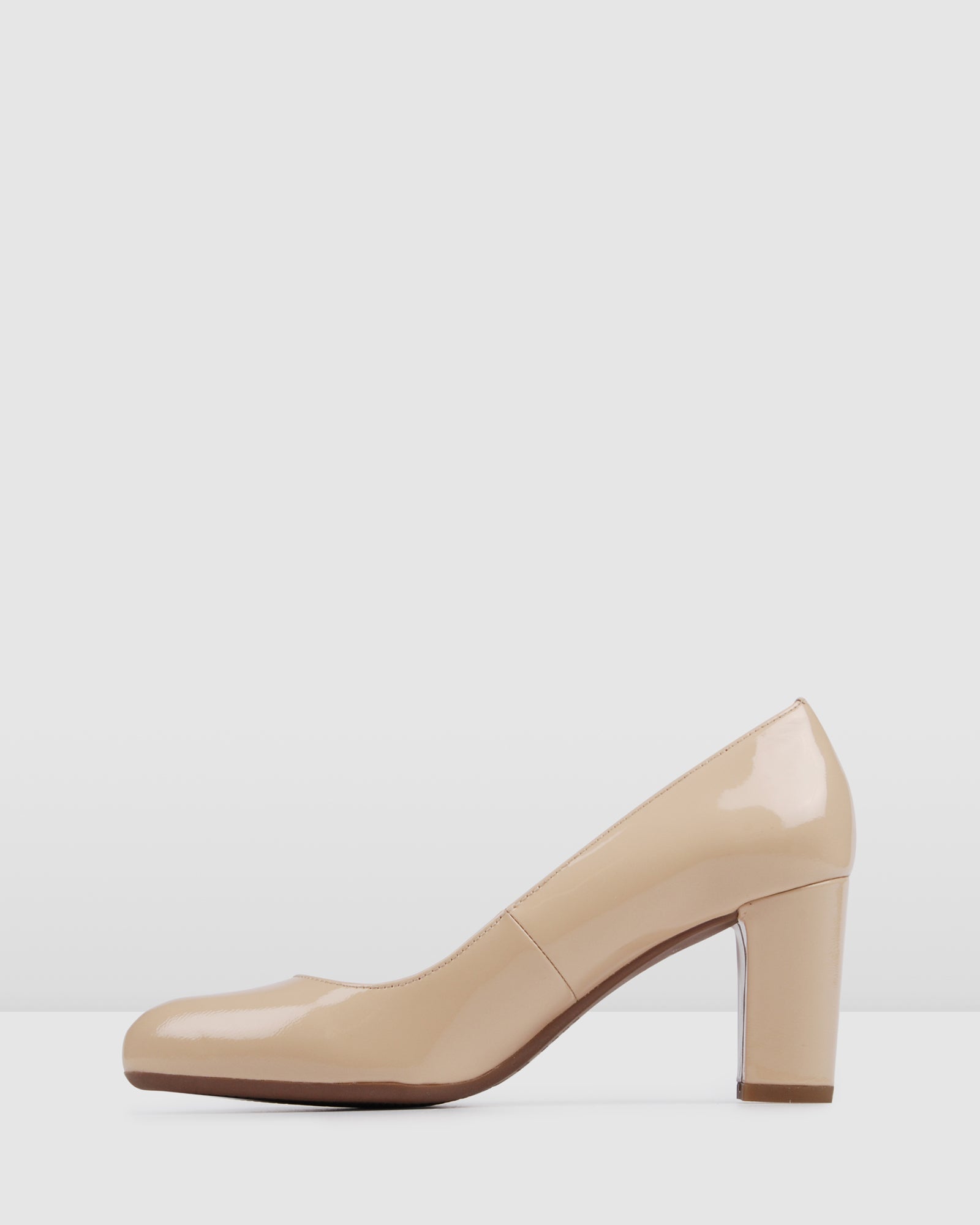 beige pumps mid heel