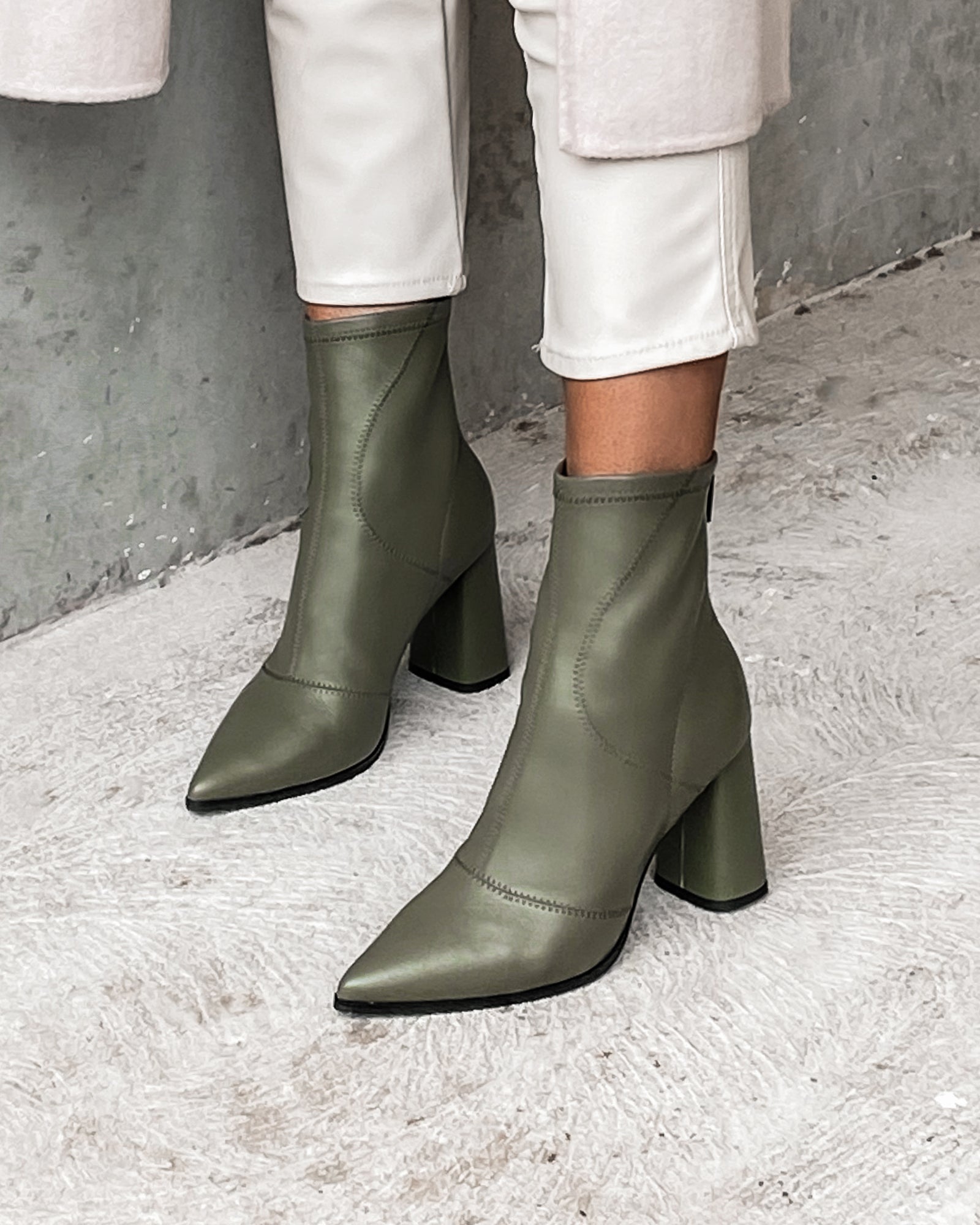 TEX HIGH ANKLE BOOTS OLIVE GREEN LEATHER - Jo Mercer