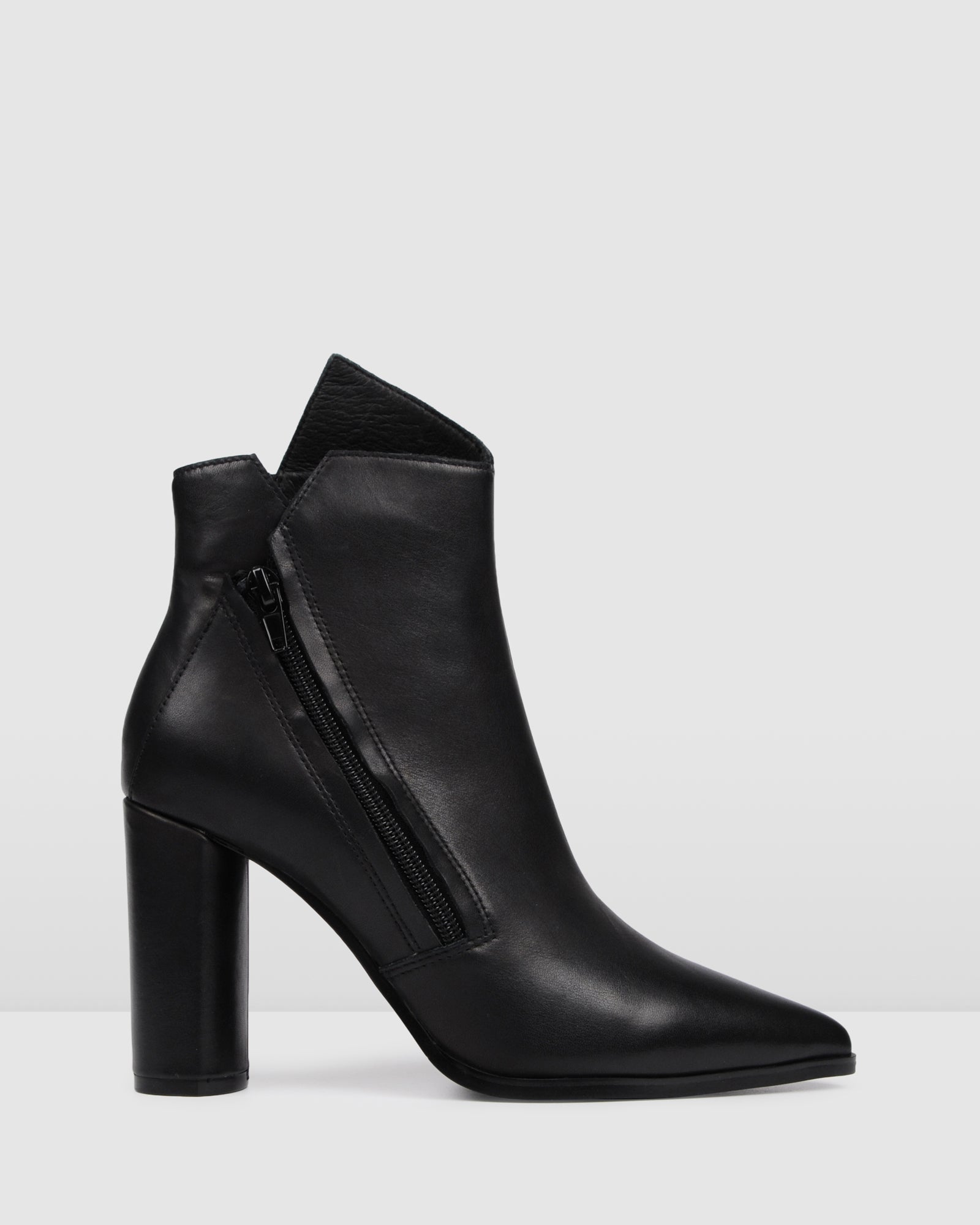 trending black boots