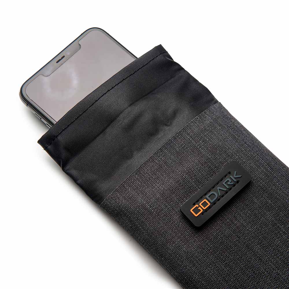 GoDark Faraday Bag for cell phones - The American Civil Defense