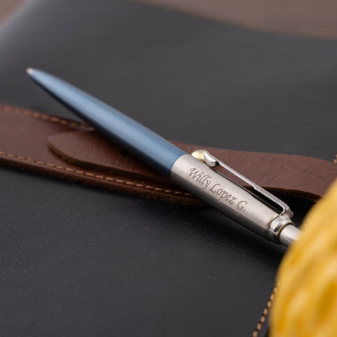 Parker Jotter Waterloo Blue Ballpoint Pen Custom Engraved on a black journal