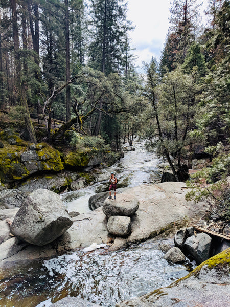 Yosemite-Hiking-Chilnuana Falls-Caming