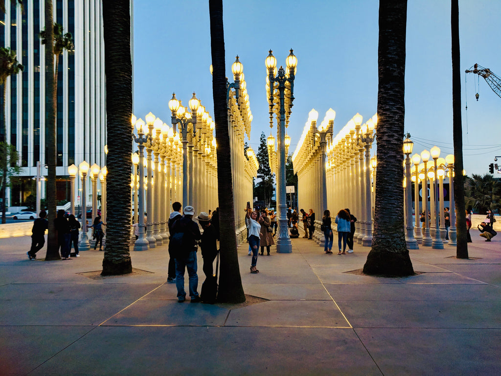 LACMA-Instalation art-Urban Light-Chris_Burden