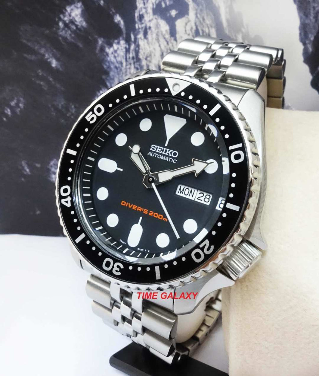SEIKO Diver Auto Black Stainless Steel SKX007 | Time Galaxy Watch
