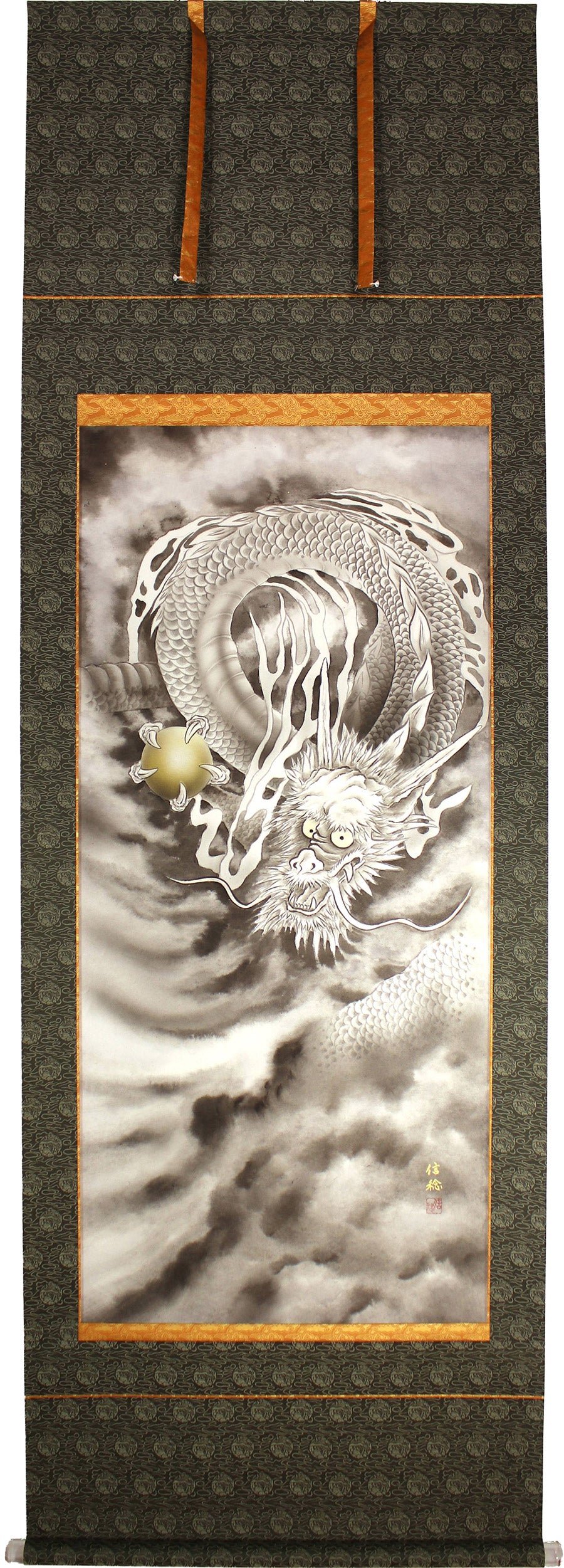 F009 Hanging Scroll Dragon