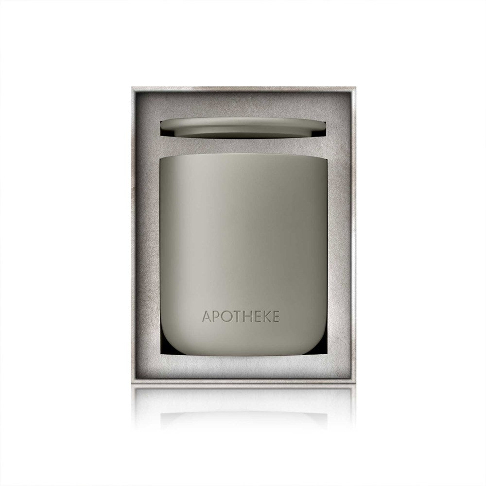 White Vetiver 2-Wick Ceramic Candle