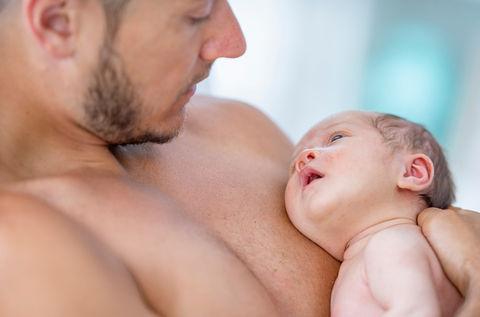 skin to skin contact with newborn