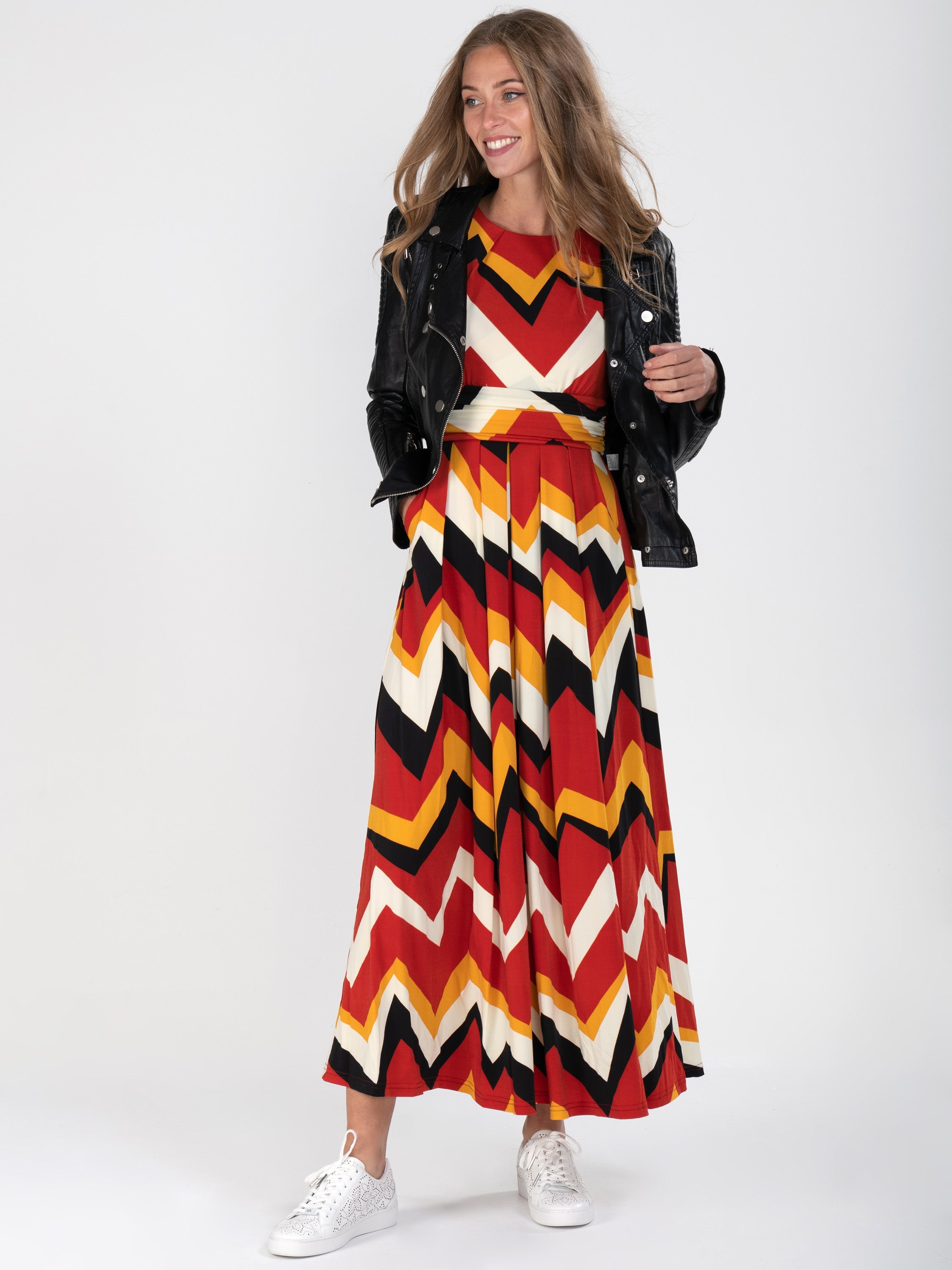 Geometric Print Ruched Sleeve Maxi Dress, Red Wave