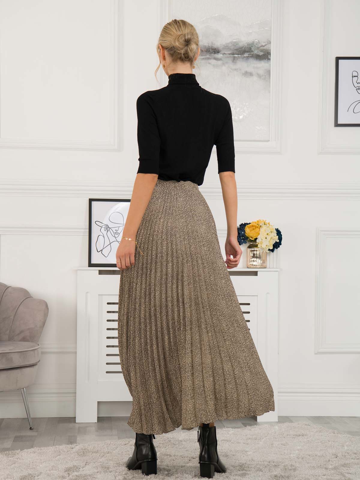 Long black pleated chiffon clearance skirt