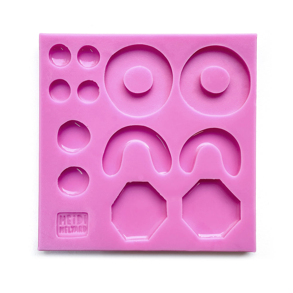 Create fun designs with these cloud-shaped silicone molds