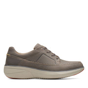 clarks men's un rise lace sneaker