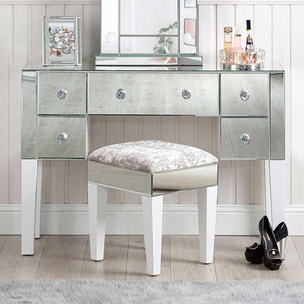 dressing table