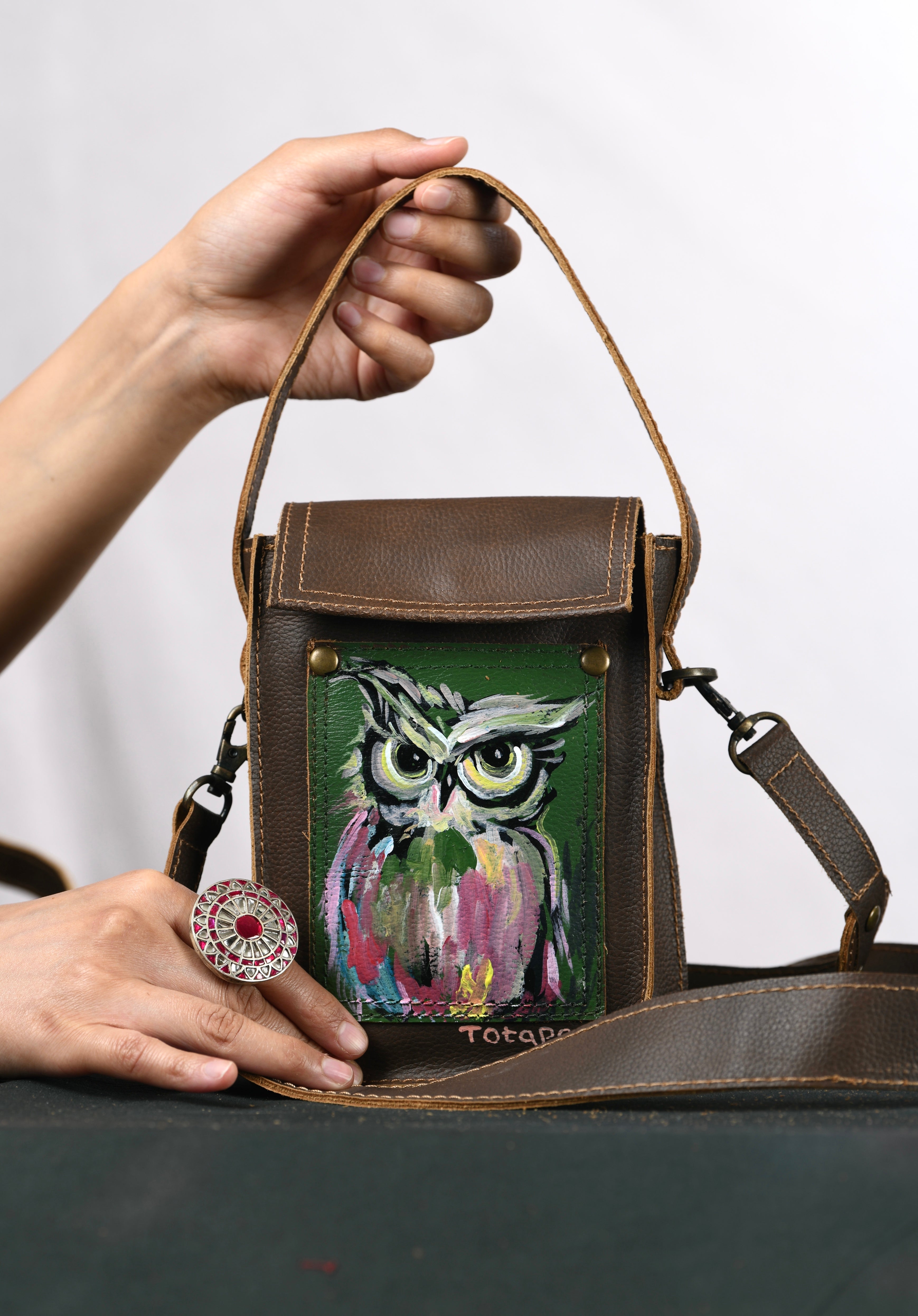 Hoot in the Woods Bag (Handpainted) – Totapari