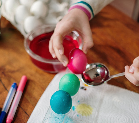 Egg Decorating Easter Craft for Kids