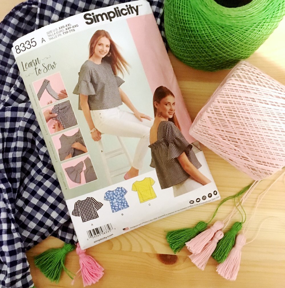 PATTERN REVIEW: SIMPLICITY 8335