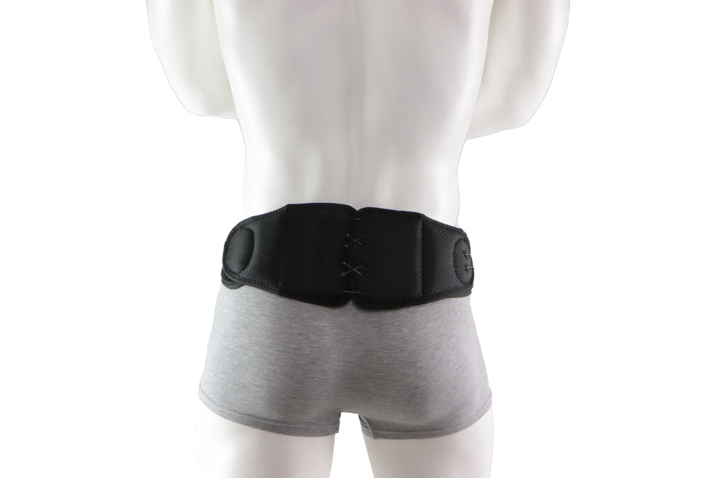 Ceinture Saco Iliaque Noire Portée Par Un Homme - Positionnée Au Sacrum