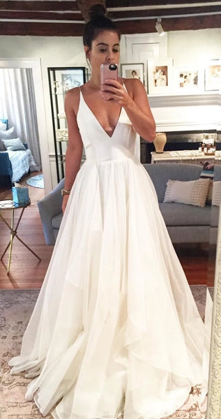 Spaghetti Straps V-neckline Wedding Dress – daisystyledress