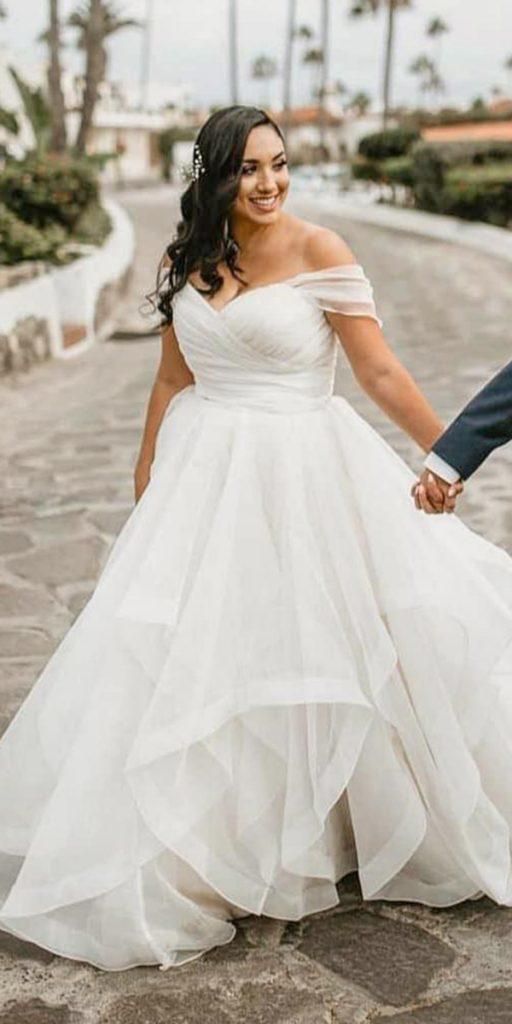 plus size wedding dress with detachable skirt