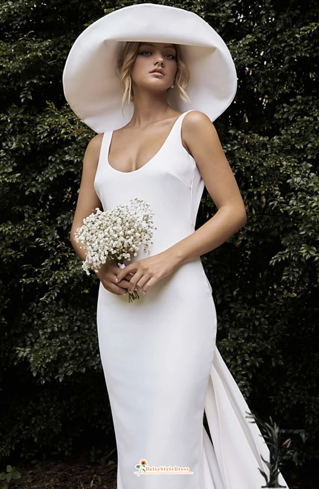 fit and flare outdoor wedding dress