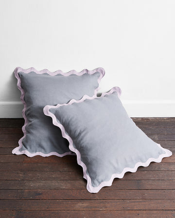 Scalloped Velvet and Linen Decorative Pillow – LemieuxEtCieShop